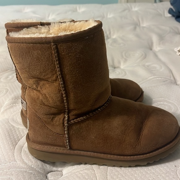 Ugg Boots - Picture 4 of 4